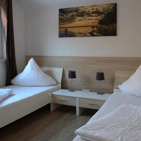 Ruebezahl Haus 20 Mohn *