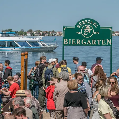 Vakantiehuis Ruebezahl Am Mueggelsee, Haus 20 Mohn Mit Eigener Sauna, Idealer Ort Fuer Natur- Und Erholungssuchende, Fuer Radfahrer Und Familien Mit Kindern Berlijn